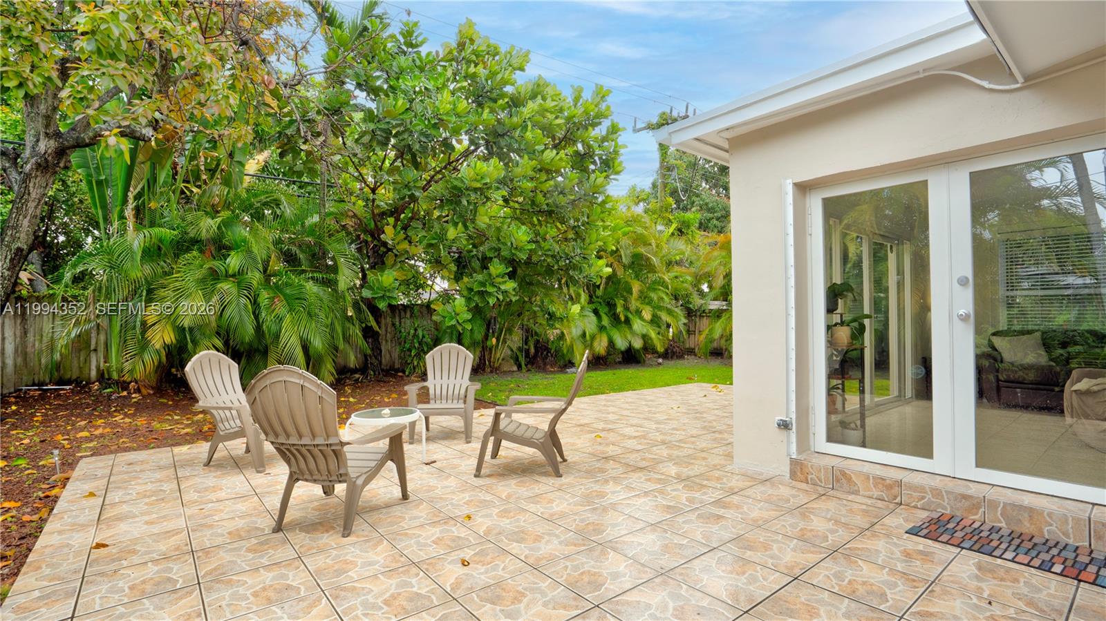 CORAL GARDENS - Residential