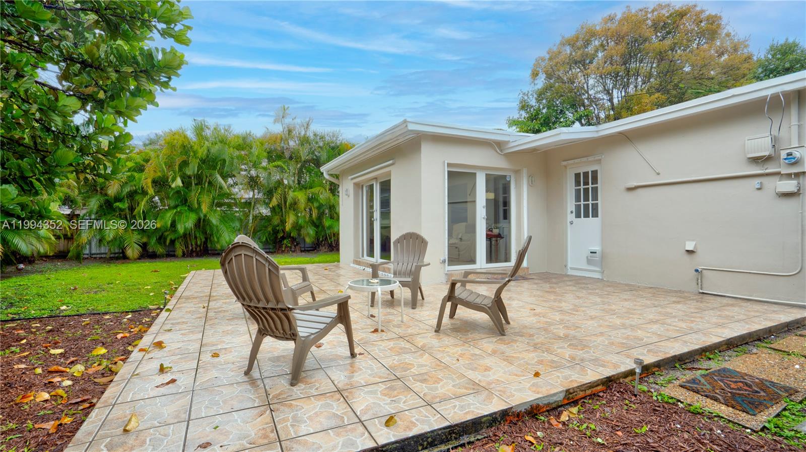 CORAL GARDENS - Residential