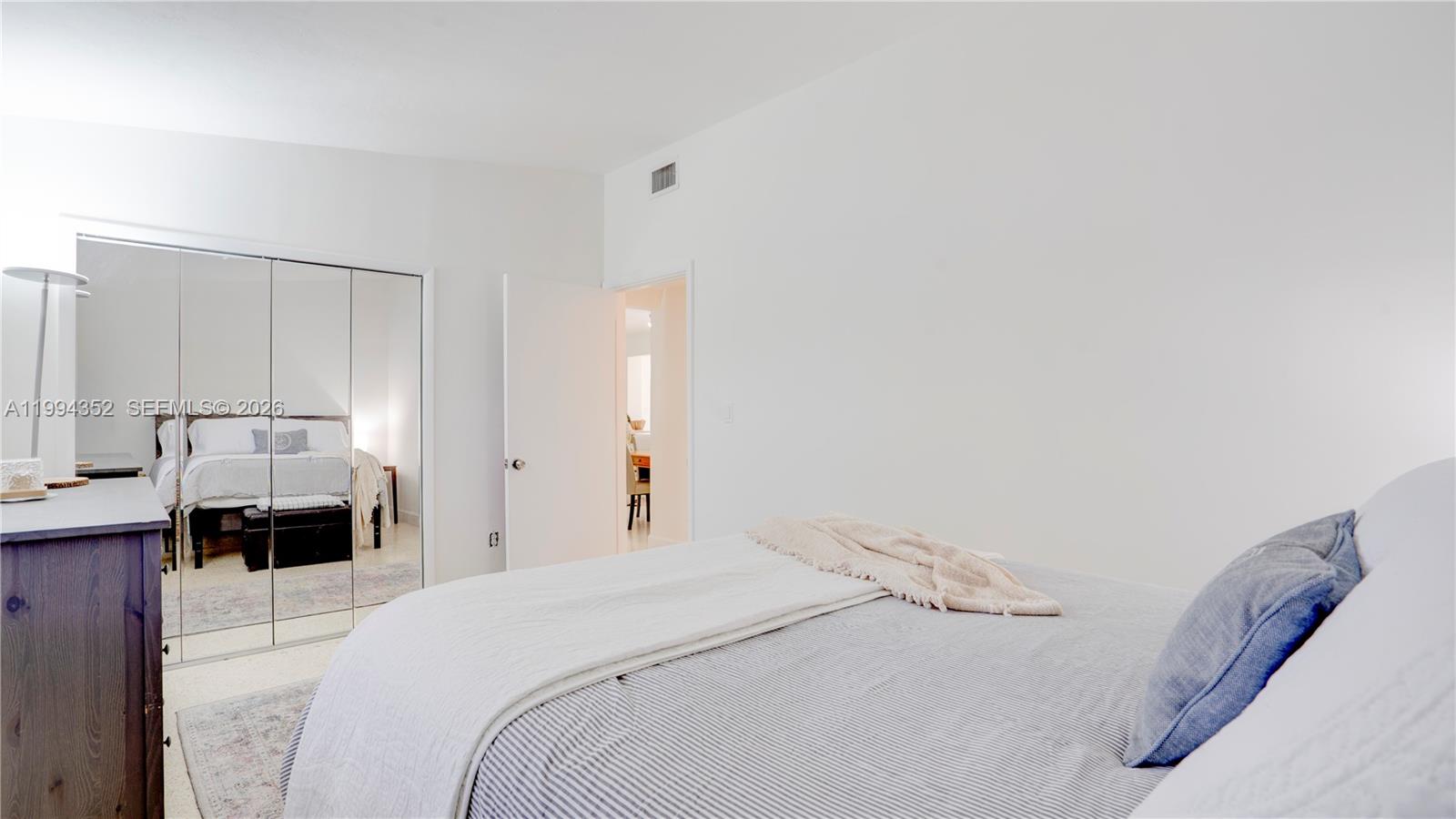 CORAL GARDENS - Residential