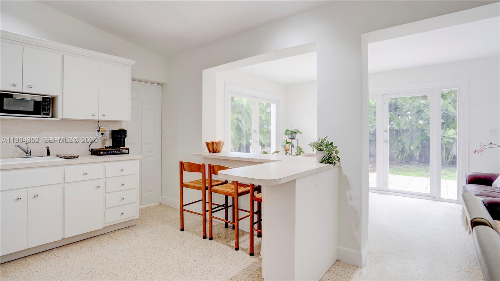 CORAL GARDENS - Residential