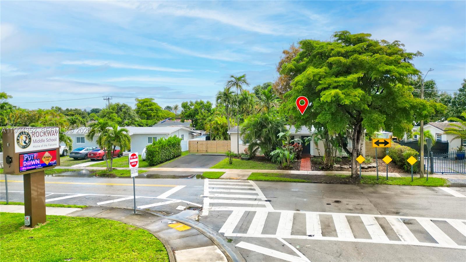 CORAL GARDENS - Residential