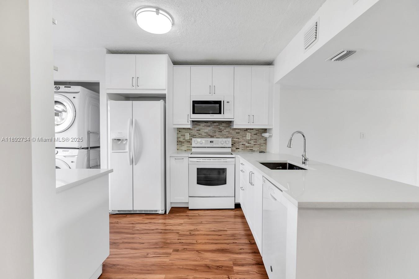 1655 NE 115th St 40-B