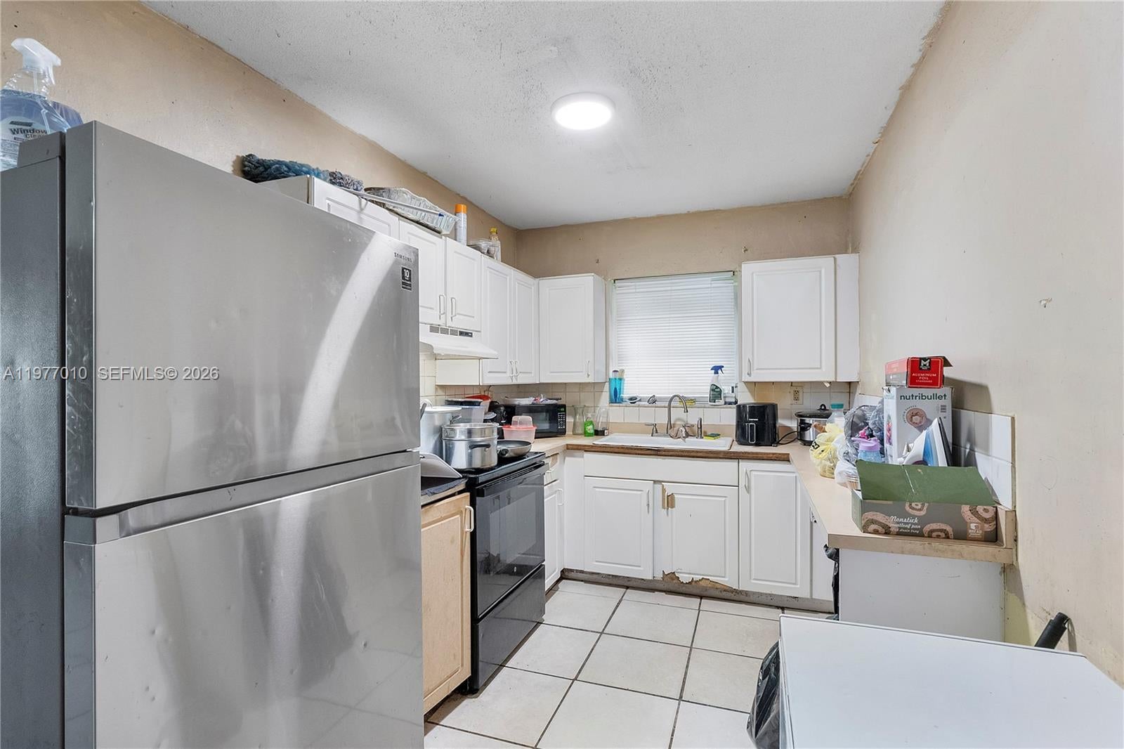 800 NW 33rd Ave, Lauderhill FL 33311