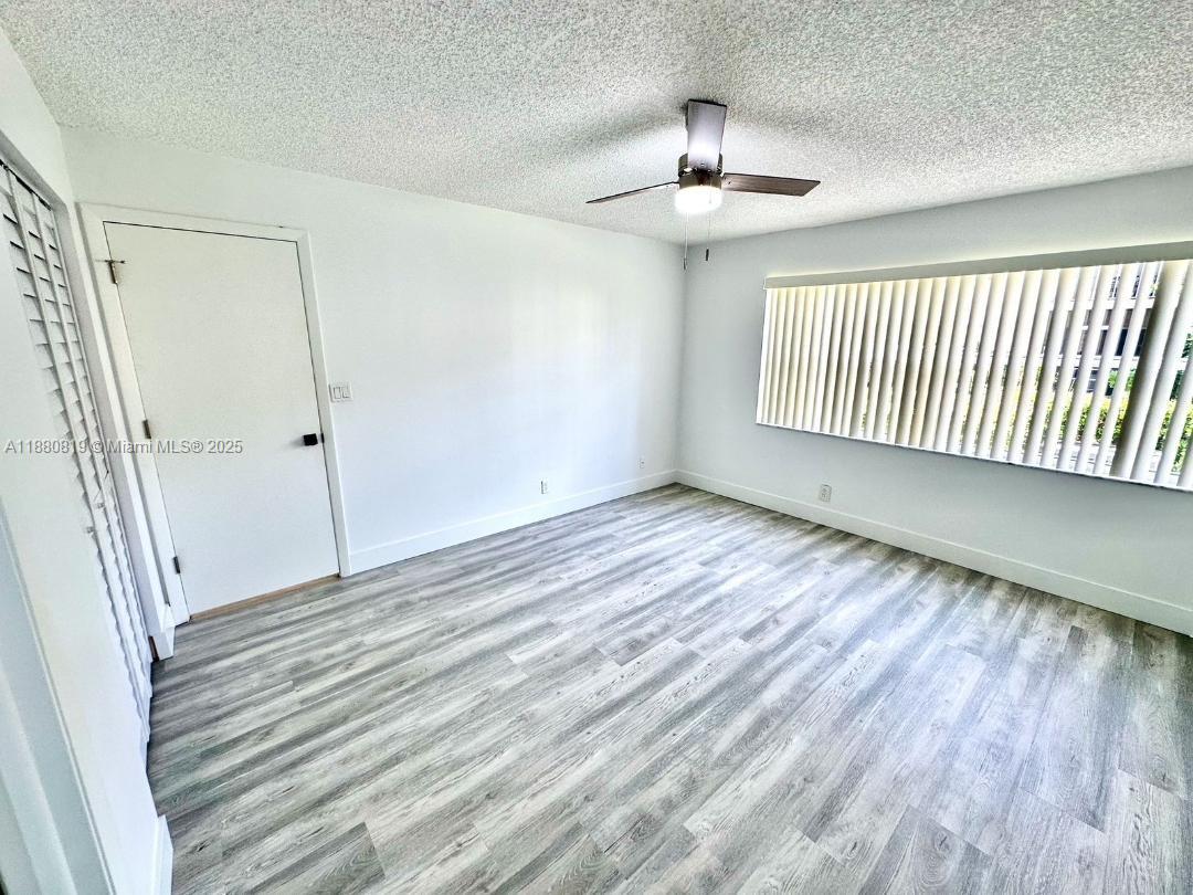 ROYAL GARDEN CONDO - Residential