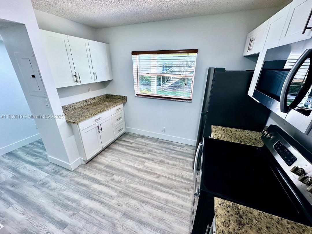 ROYAL GARDEN CONDO - Residential