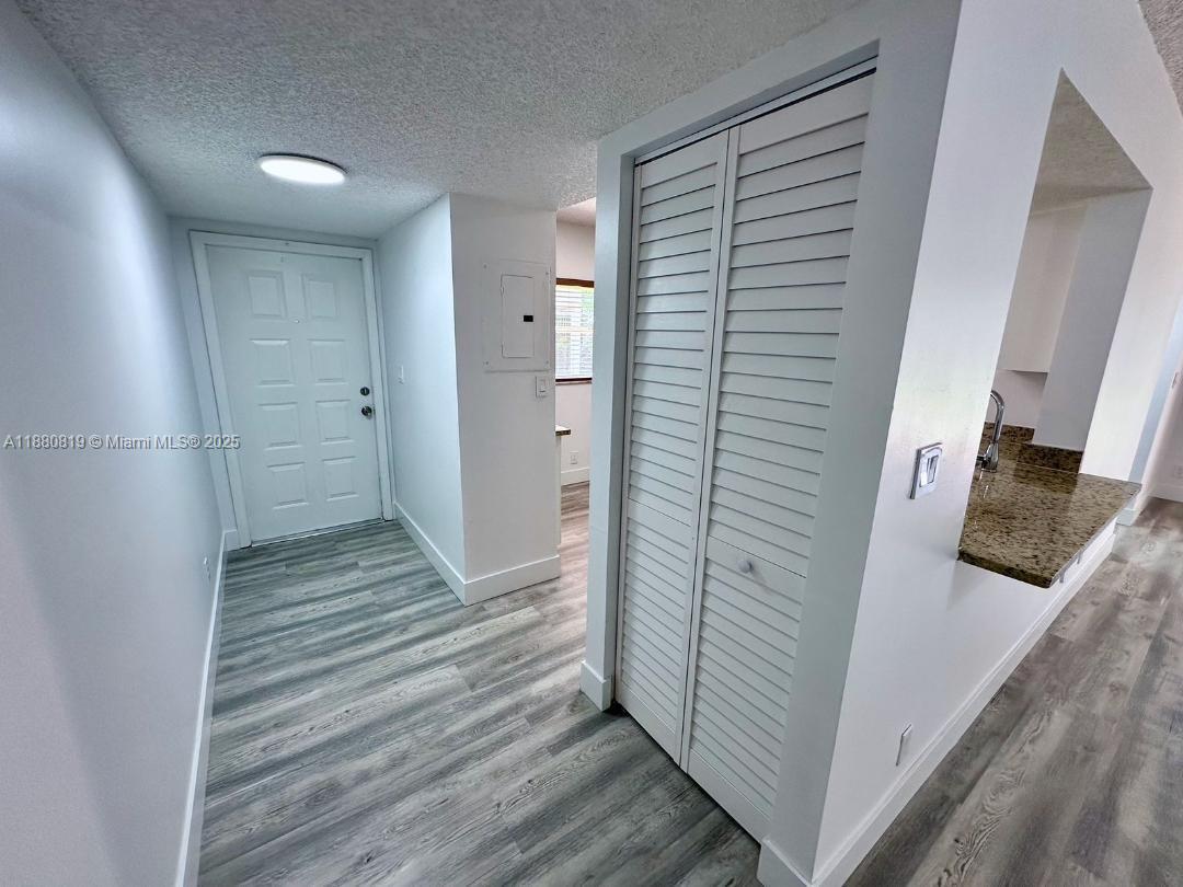 ROYAL GARDEN CONDO - Residential