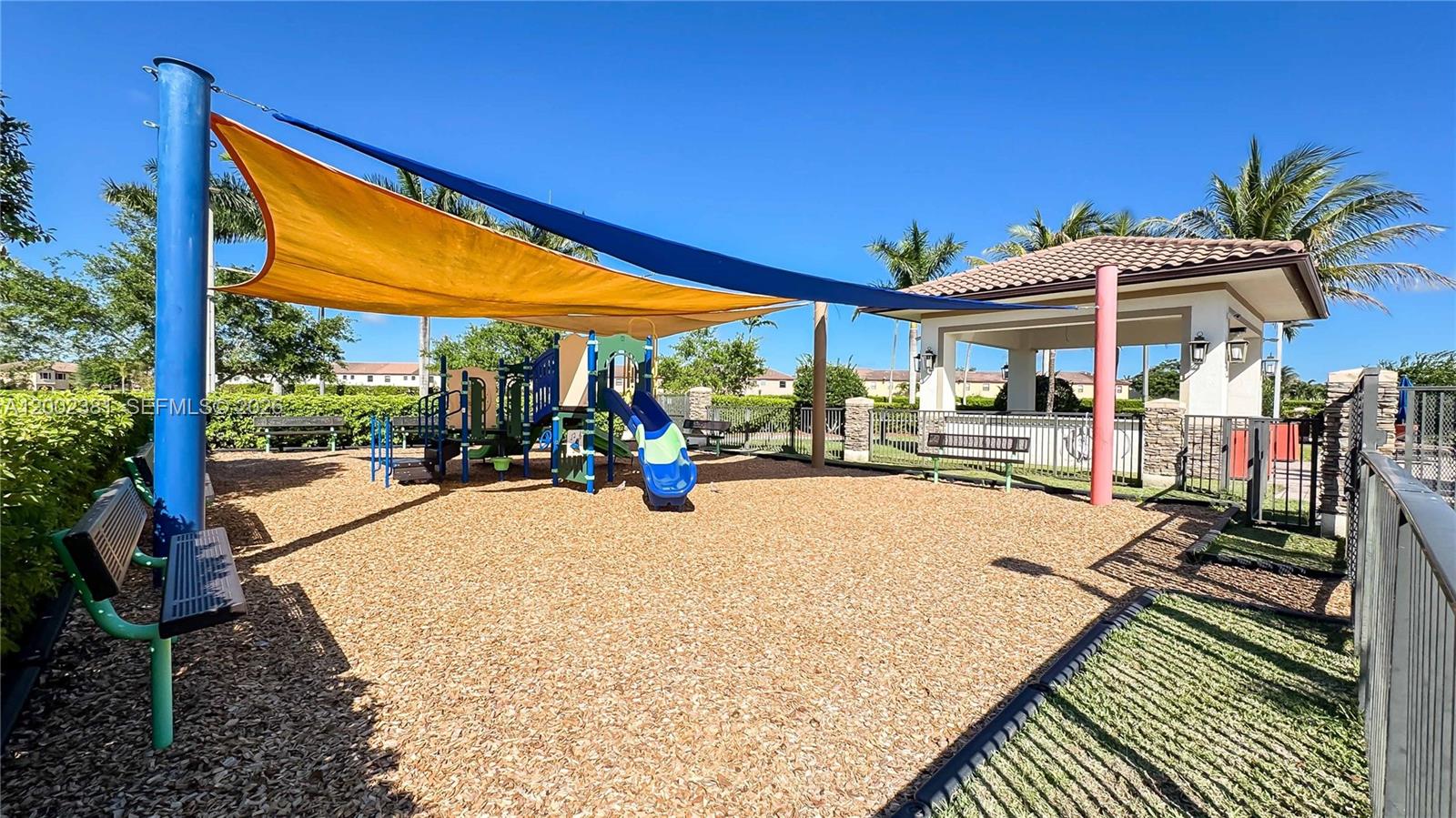 BAYWINDS OF ABACO - Residential