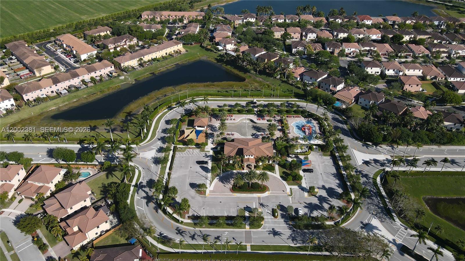 BAYWINDS OF ABACO - Residential