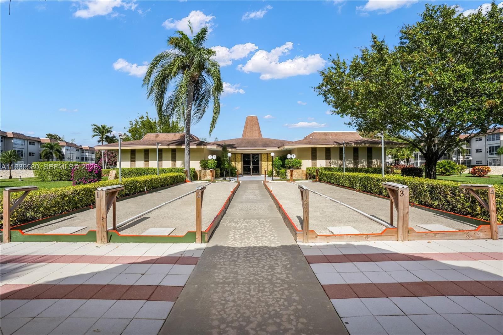 GLADIOLA GARDENS CONDO - Residential