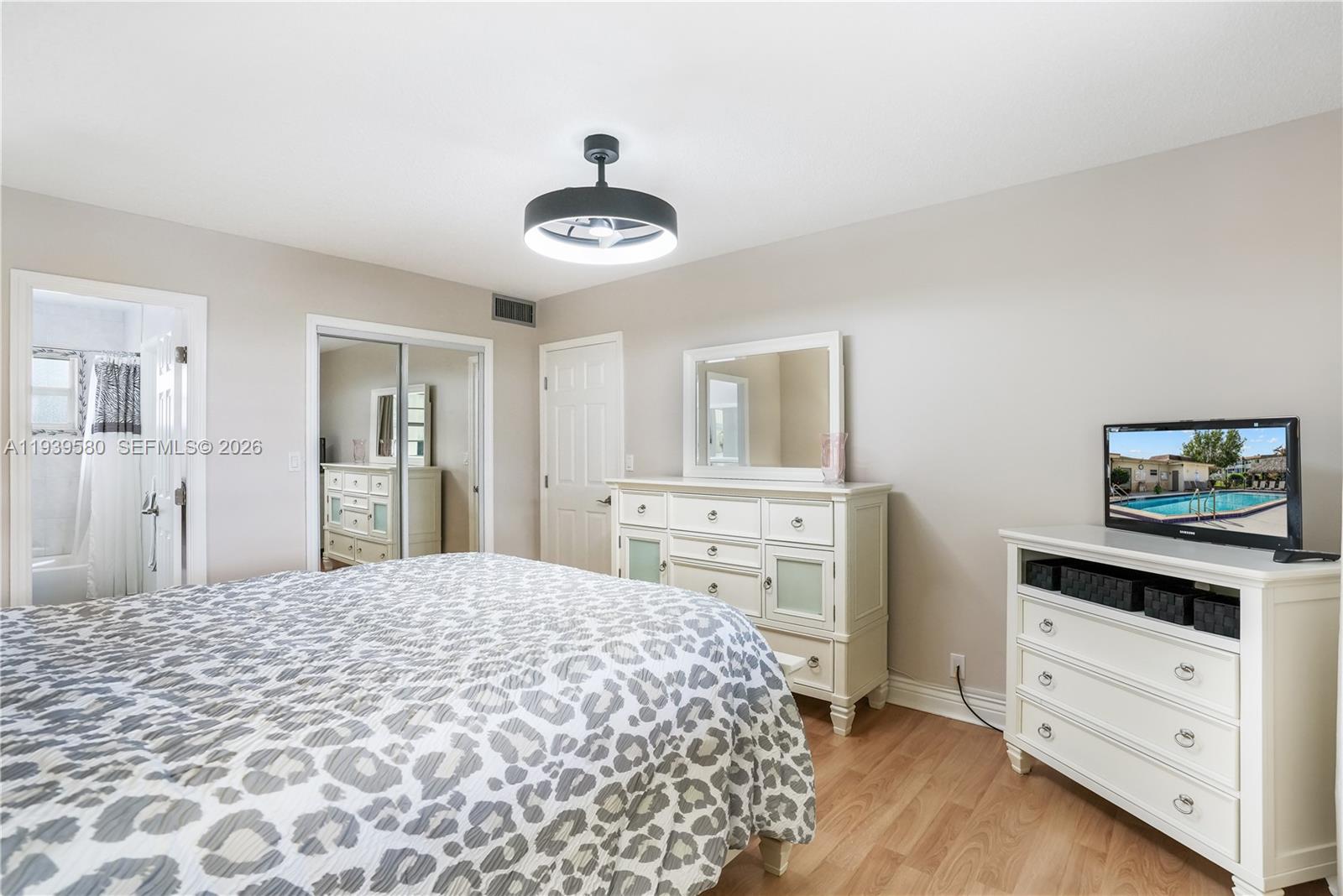 GLADIOLA GARDENS CONDO - Residential