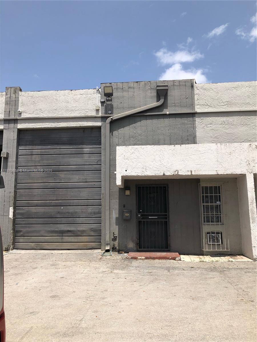 1,500 SF Warehouse Bay; 1-Office; 1-Bathroom; 1-Street Level Loading Overhead Door; 18' Clear Ceiling Height;
Zoned M-1 Industrial
