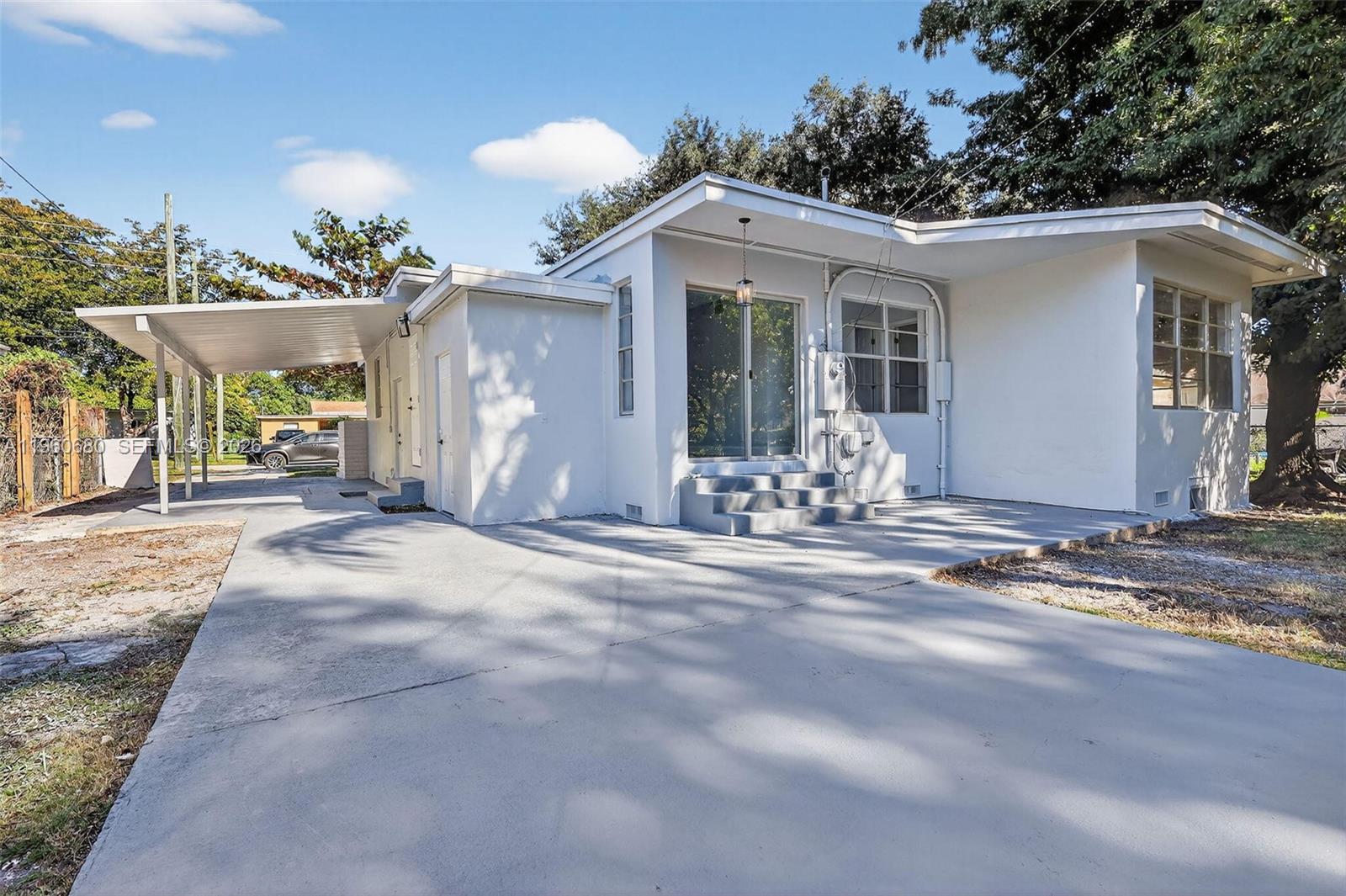 SUNNY ACRES - Residential