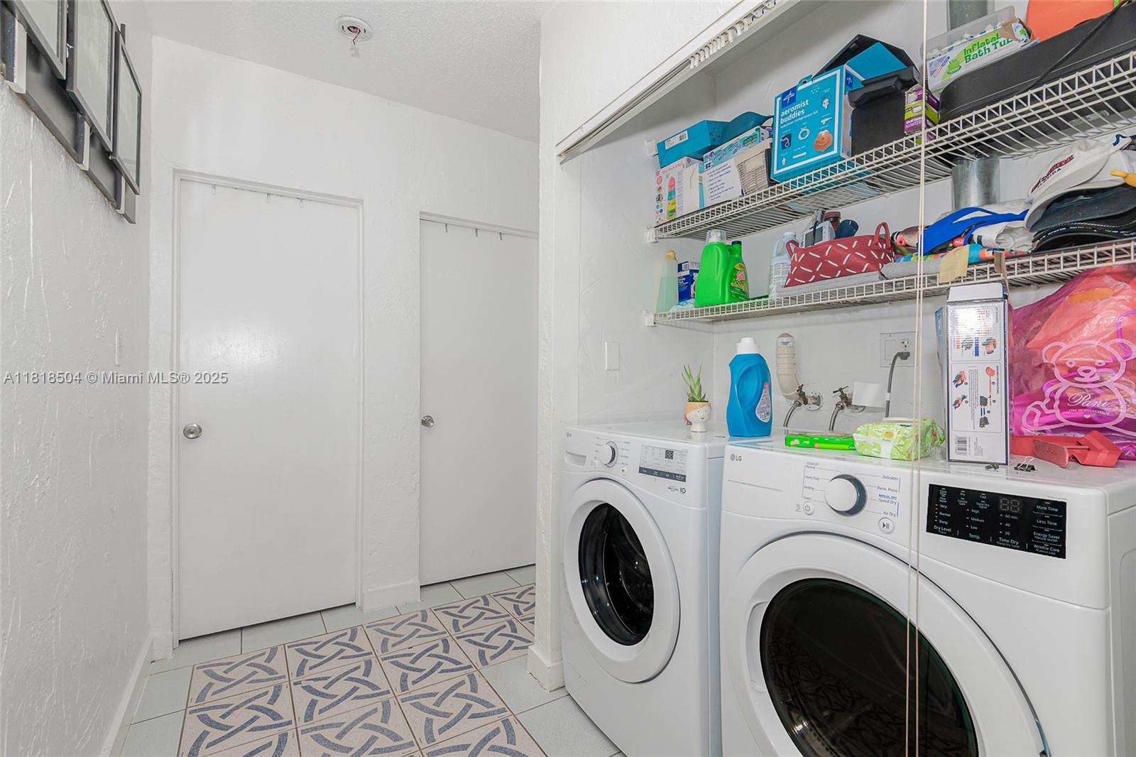 BIRD ROAD FARMSITES - Land