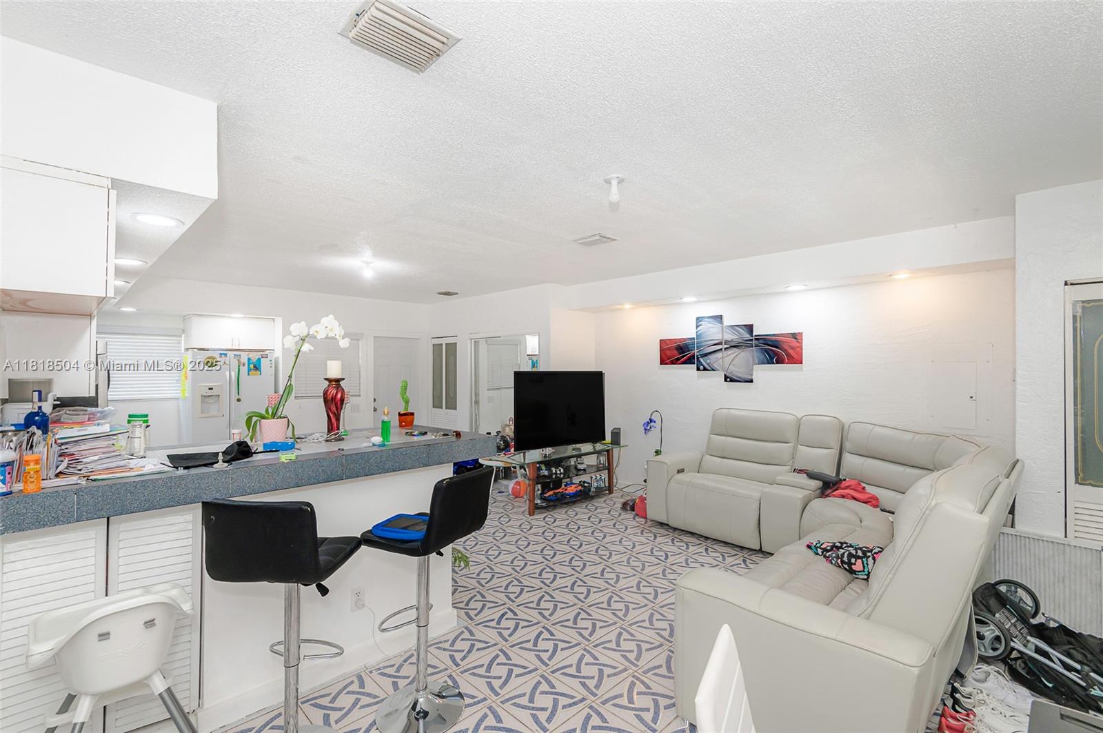 BIRD ROAD FARMSITES - Land