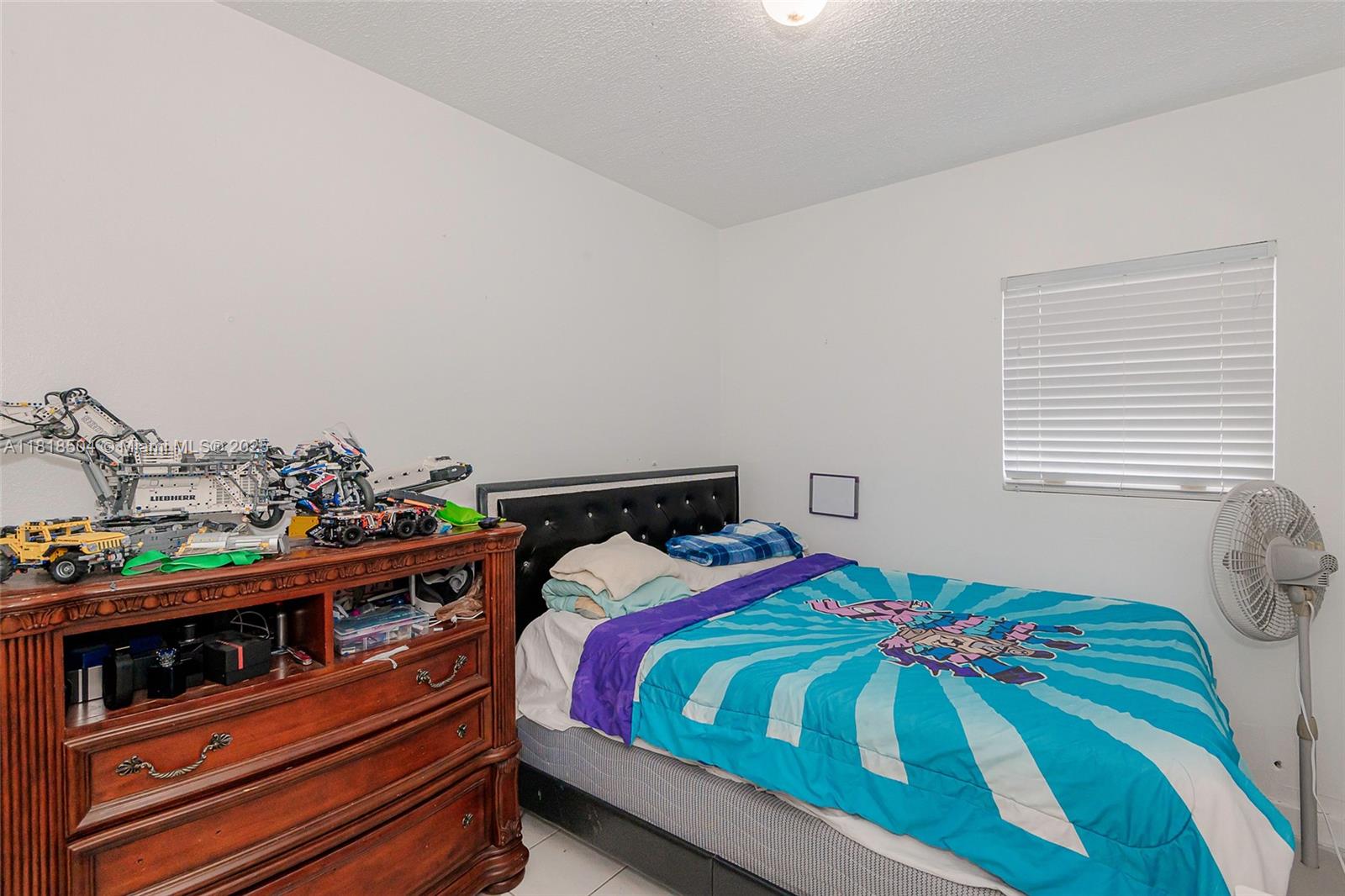 BIRD ROAD FARMSITES - Land