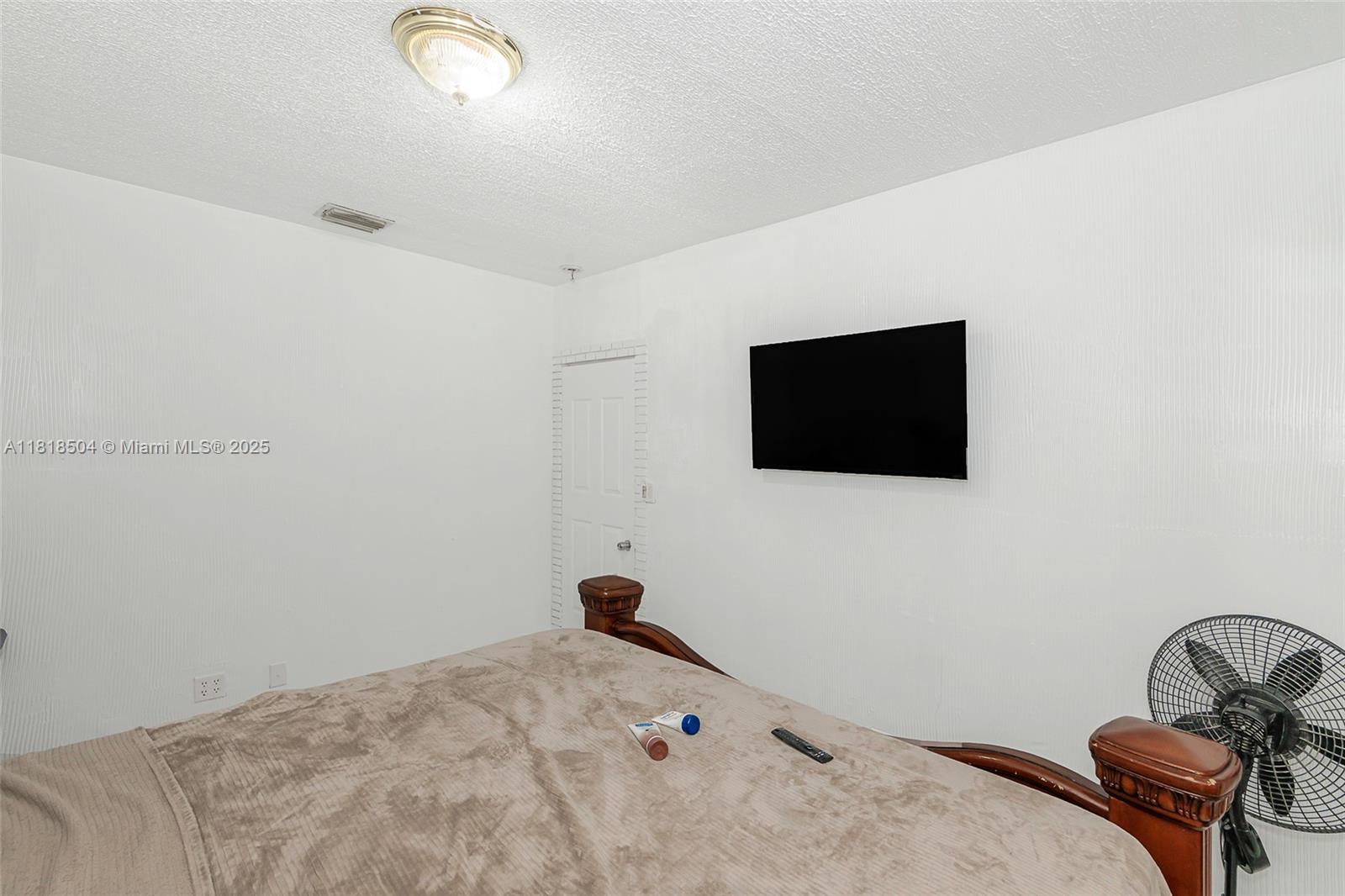 BIRD ROAD FARMSITES - Land