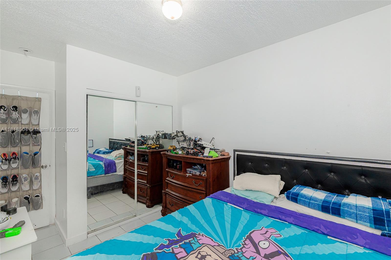 BIRD ROAD FARMSITES - Land