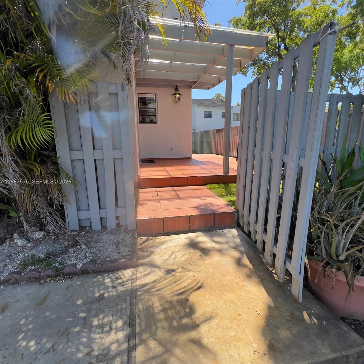 10550 NW 7th Ter B7