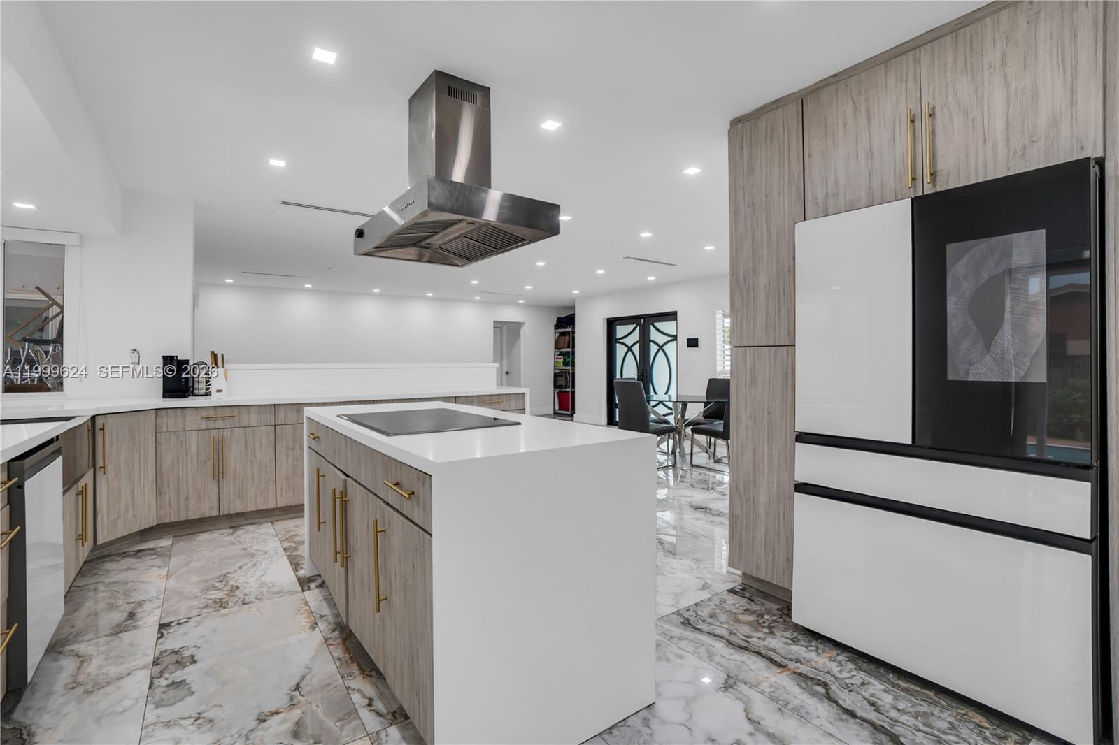 MIRAMAR PARK FOURTH ADD - Residential