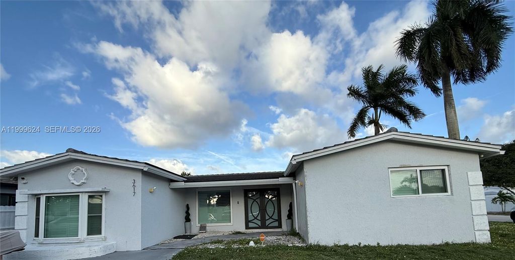 Photo of 3617 Bahama Dr, Miramar, FL 33023 (MLS # A11999624)