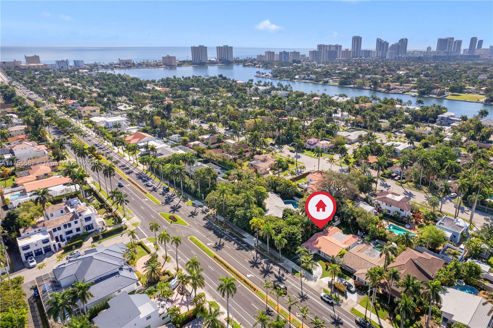 HOLLYWOOD LAKES SECTION - Residential