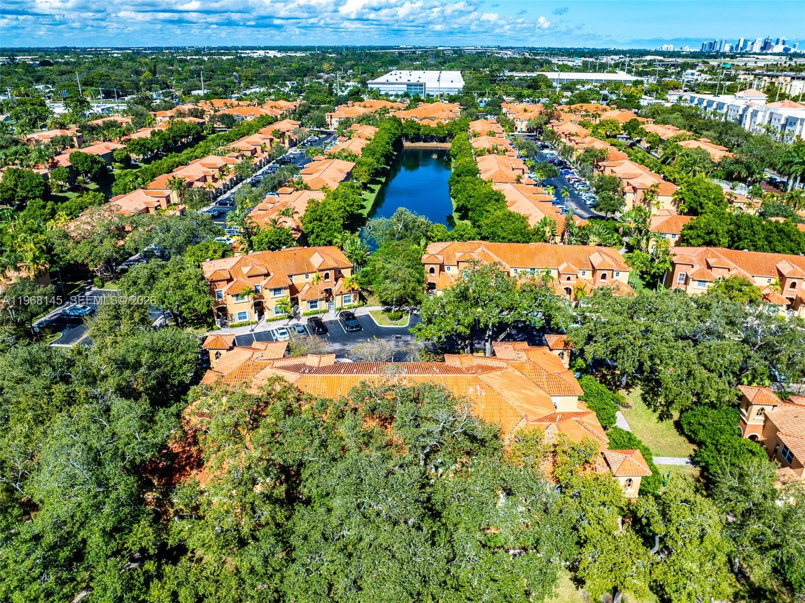VILLAS AT HARBOR ISLES CO - Residential