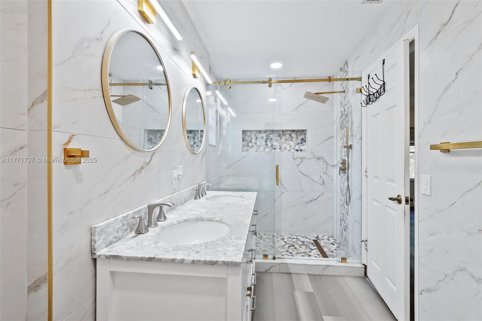 PEMBROKE FALLS PHASE 3 - Residential