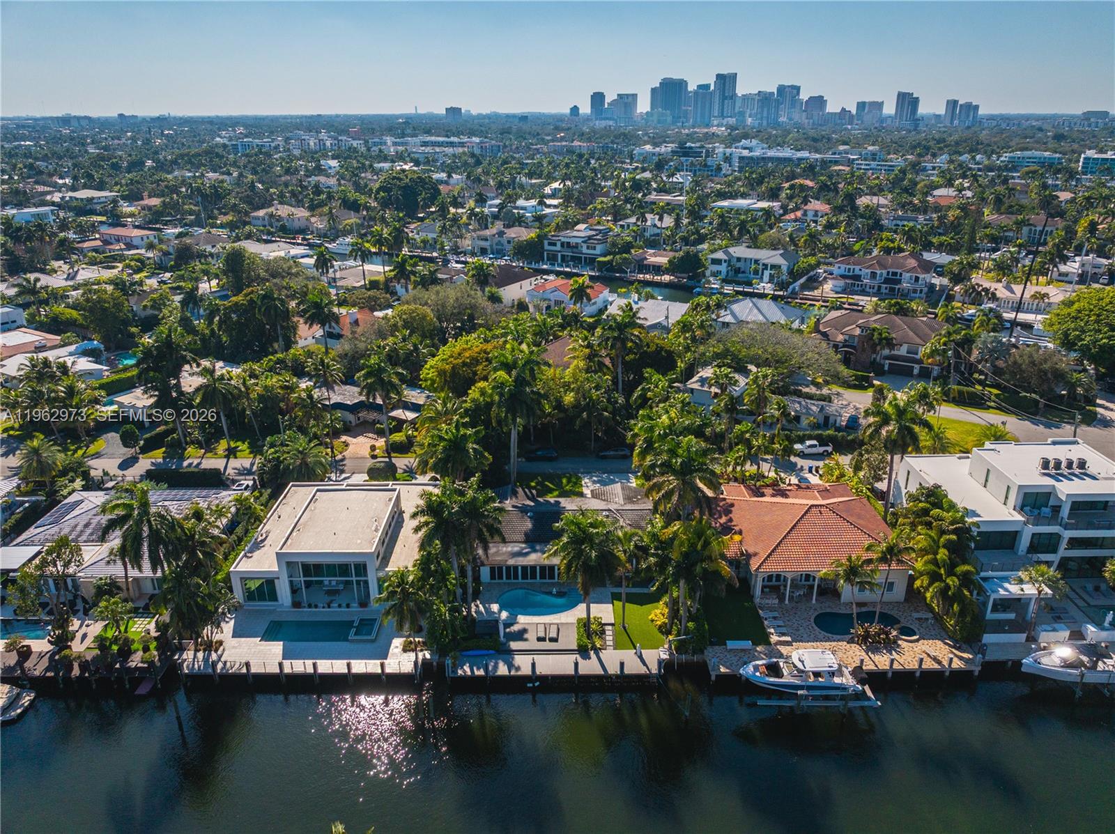 LAUDERDALE ISLES REAMEN P - Residential