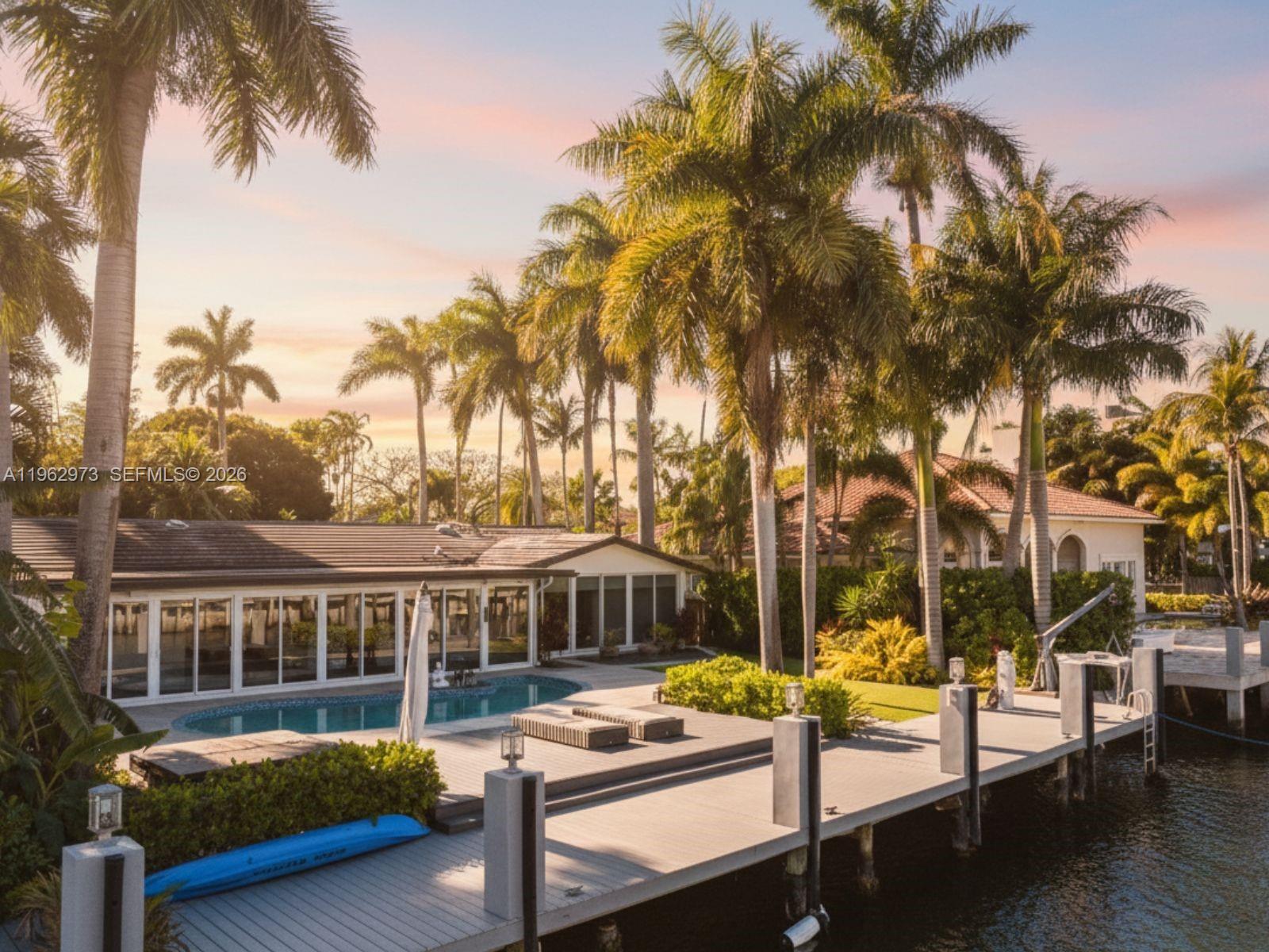 LAUDERDALE ISLES REAMEN P - Residential