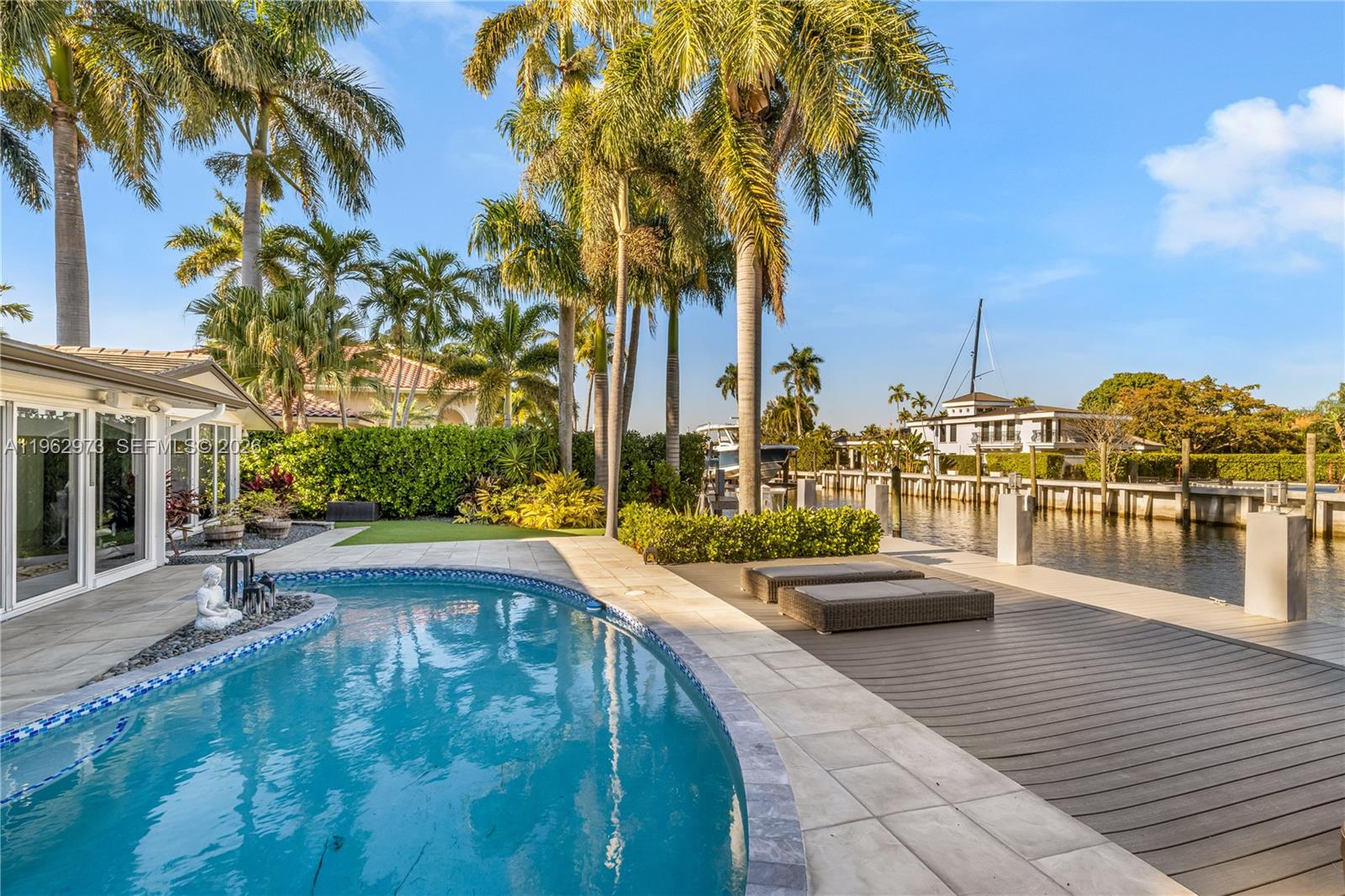 LAUDERDALE ISLES REAMEN P - Residential