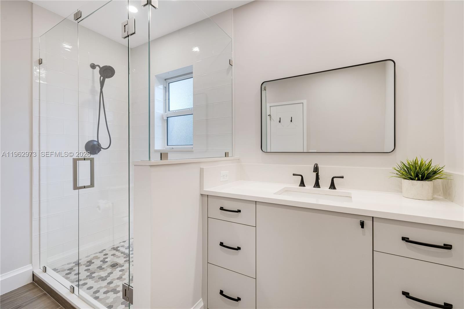 LAUDERDALE ISLES REAMEN P - Residential