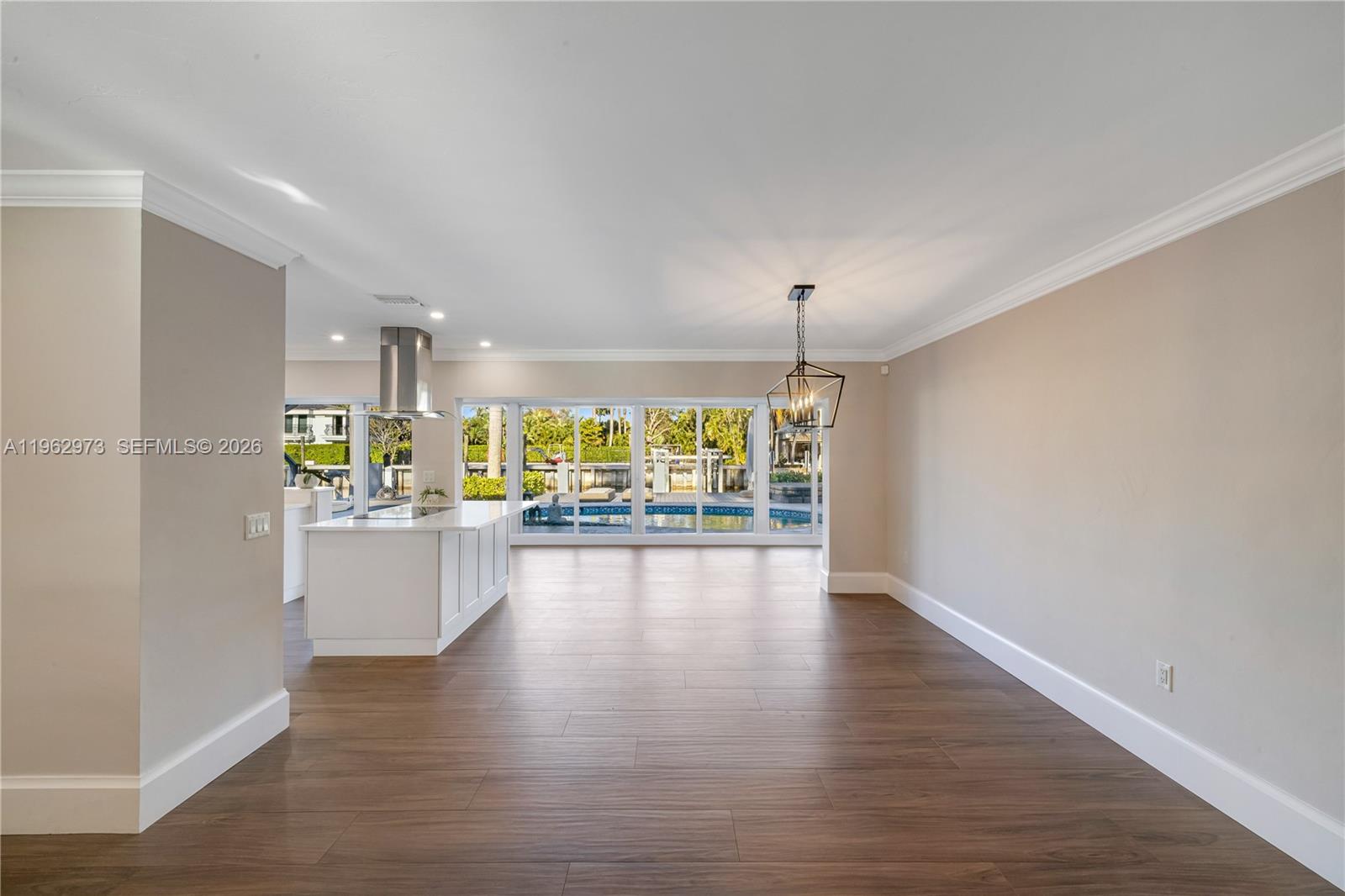 LAUDERDALE ISLES REAMEN P - Residential