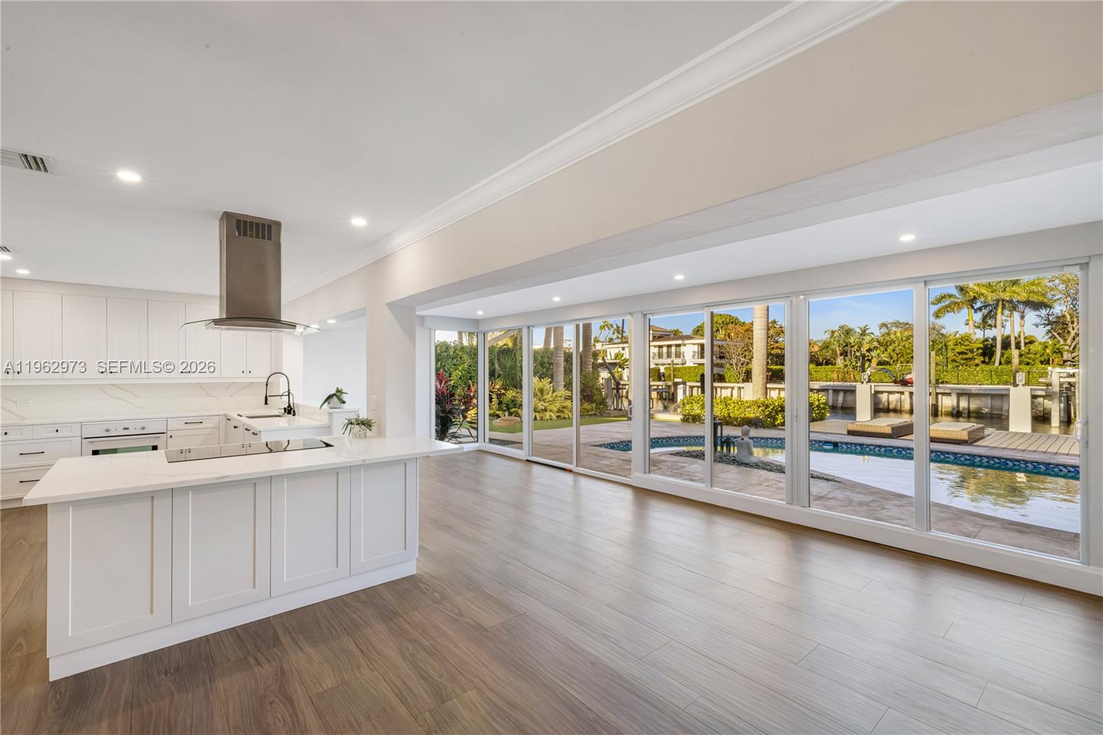 LAUDERDALE ISLES REAMEN P - Residential