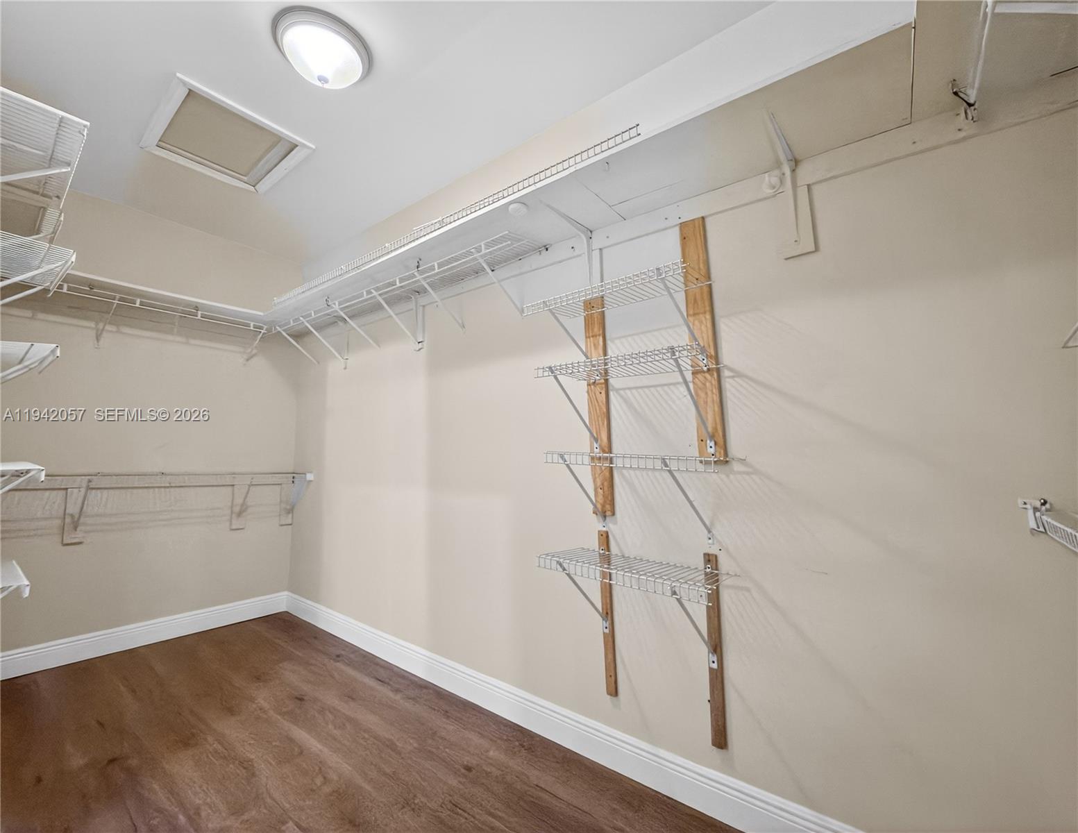 BRICKELL HAMMOCK UN 1 - Residential