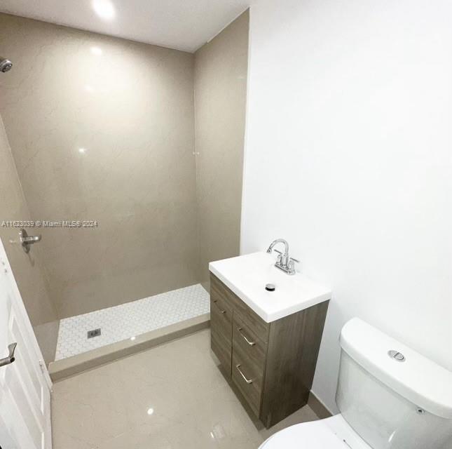CENTRAL MIAMI PART 2 - Residential Lease
