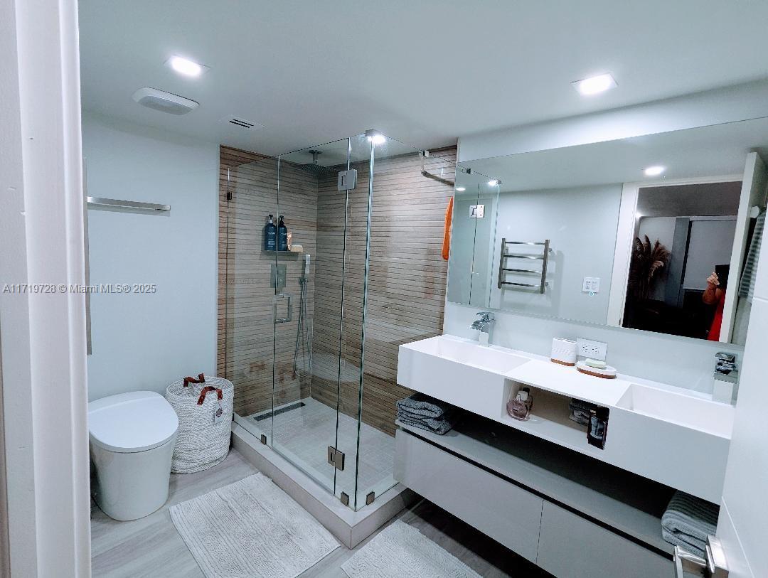 MIRASOL OCEAN TOWERS COND - Residential