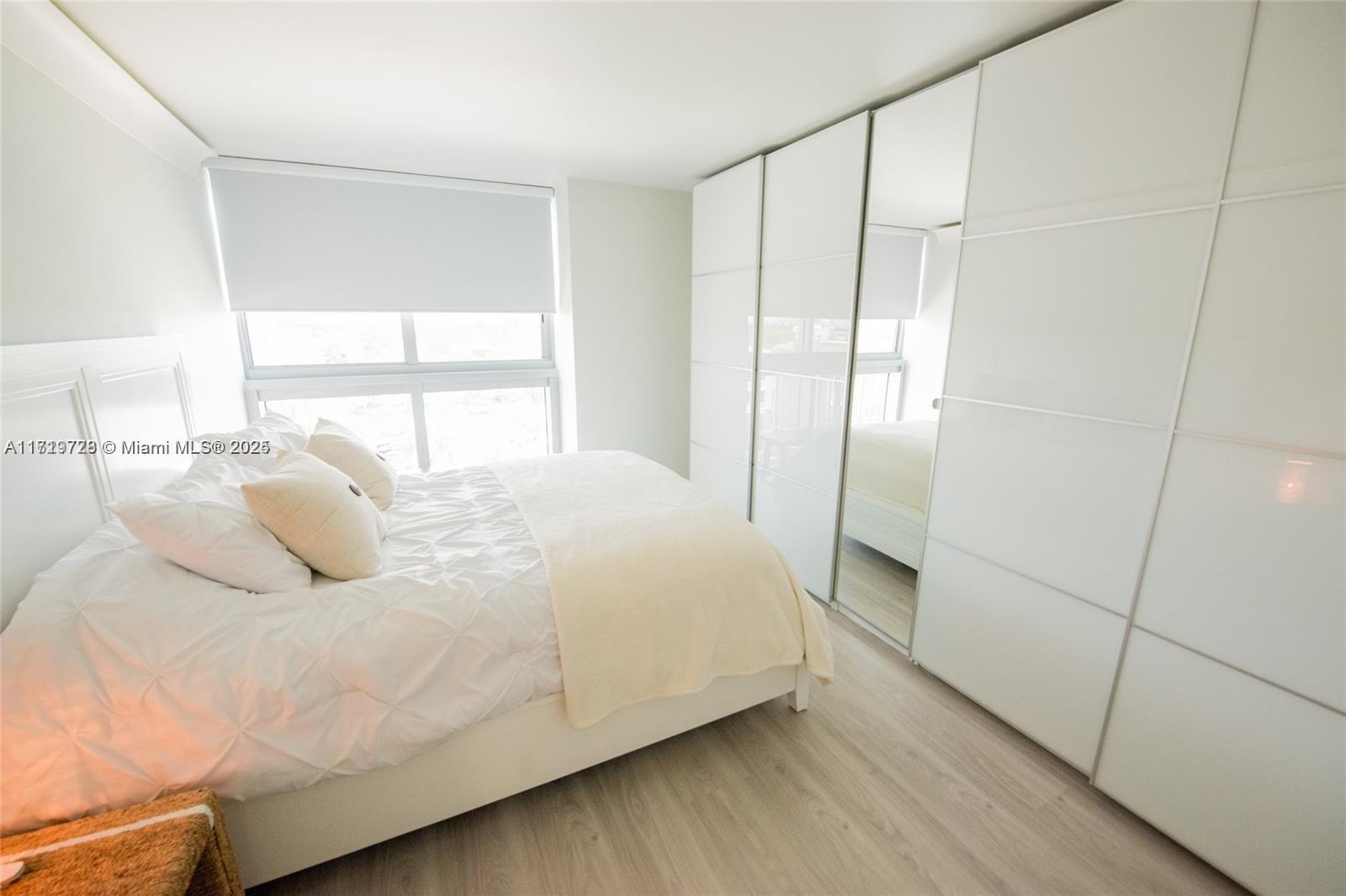 MIRASOL OCEAN TOWERS COND - Residential