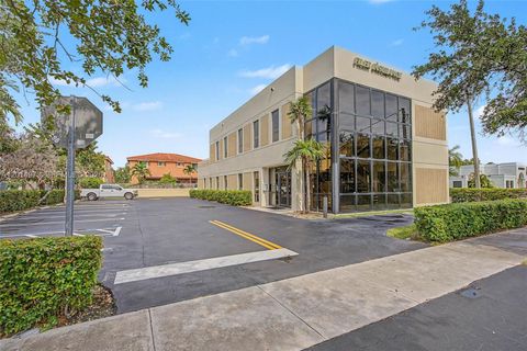 9440 SW 77th Ave Miami FL 33156