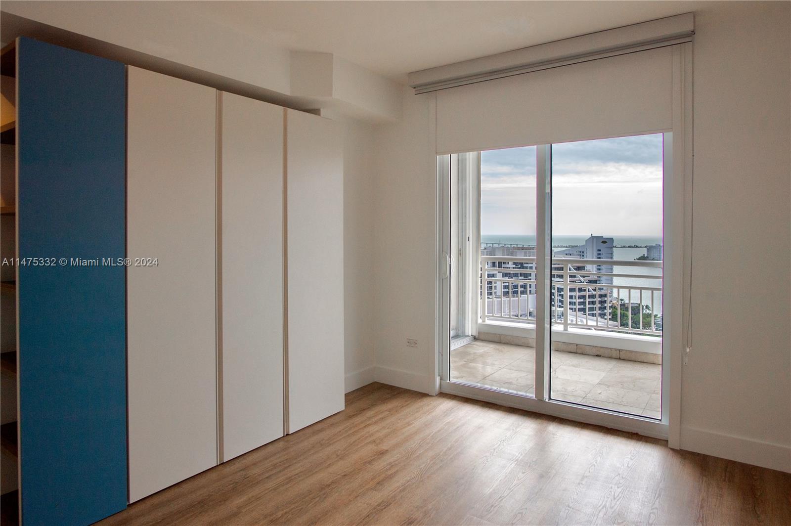 THREE TEQUESTA POINT COND - Residential