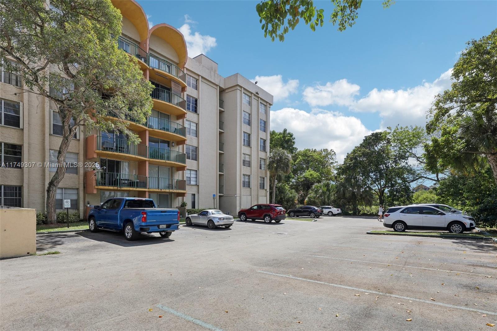 THE FOUNTAINS AT FONTAINE - Residential