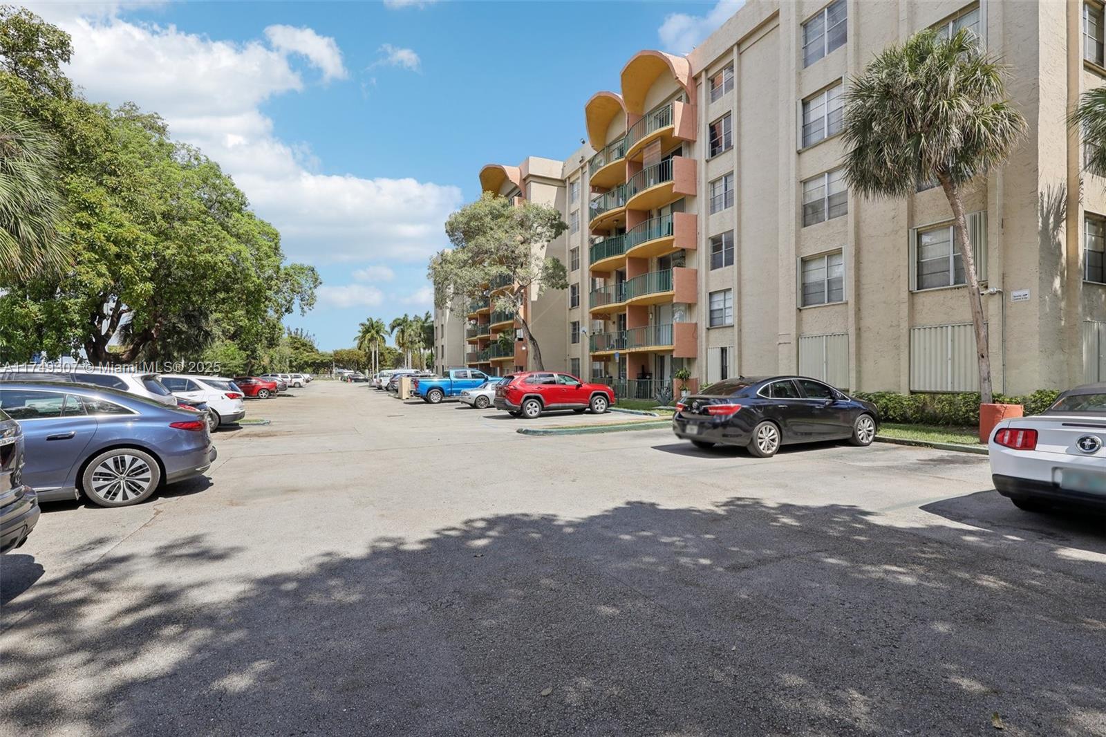 THE FOUNTAINS AT FONTAINE - Residential