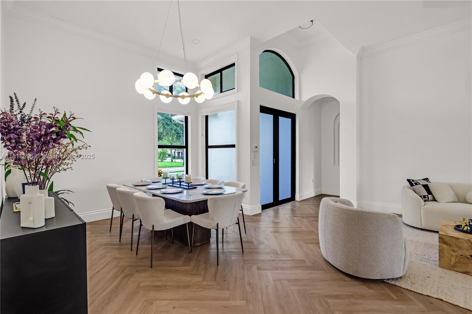 SUNSET LAKES PLAT THREE - Residential