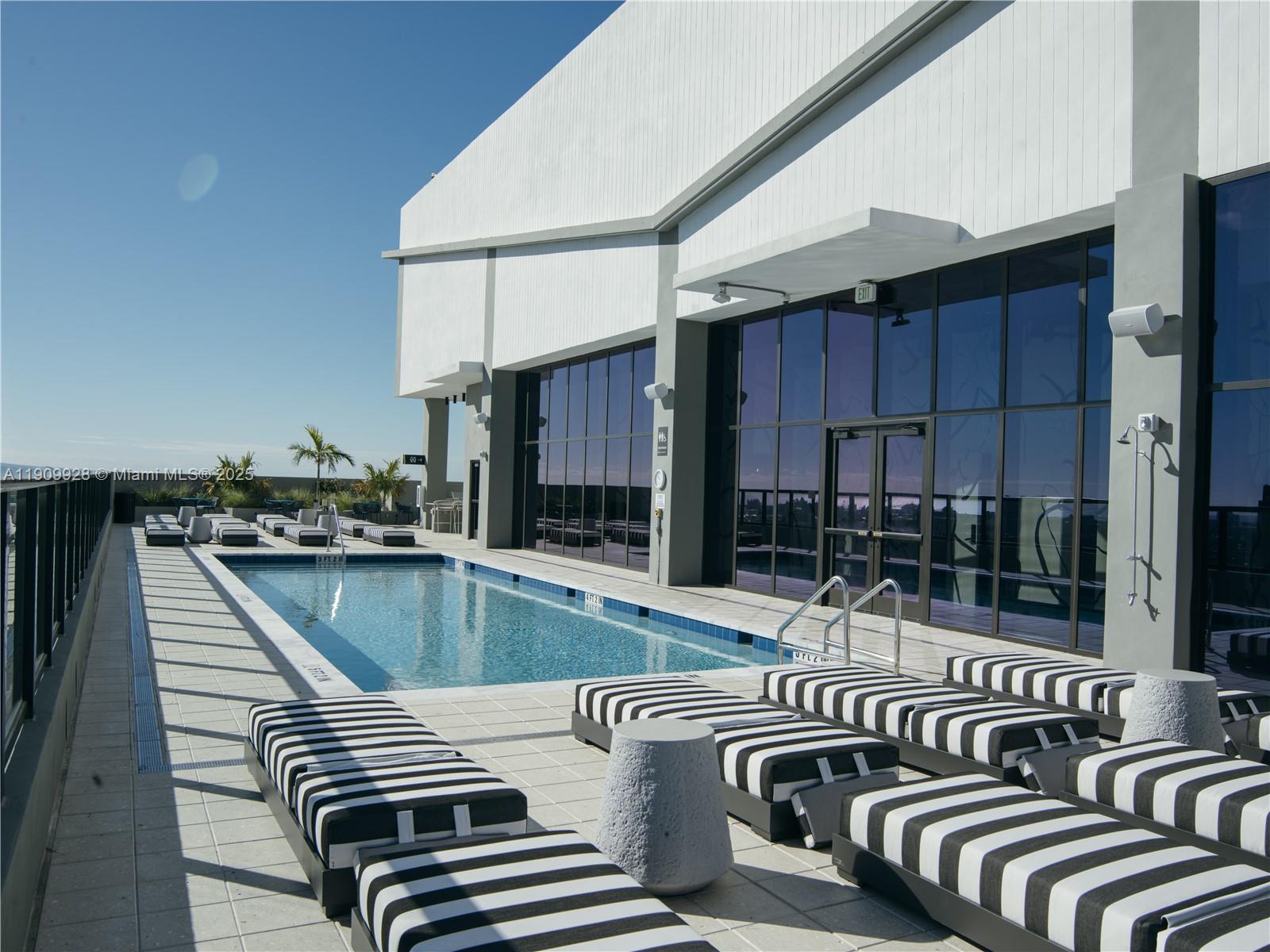 FT LAUDERDALE B-40 - Residential Lease