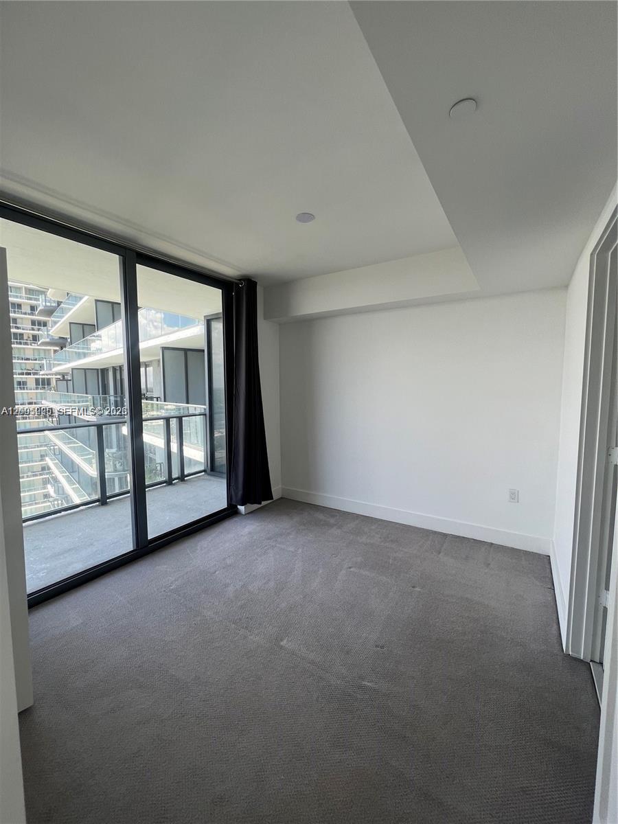 3401 MIDTOWN CONDO - Residential