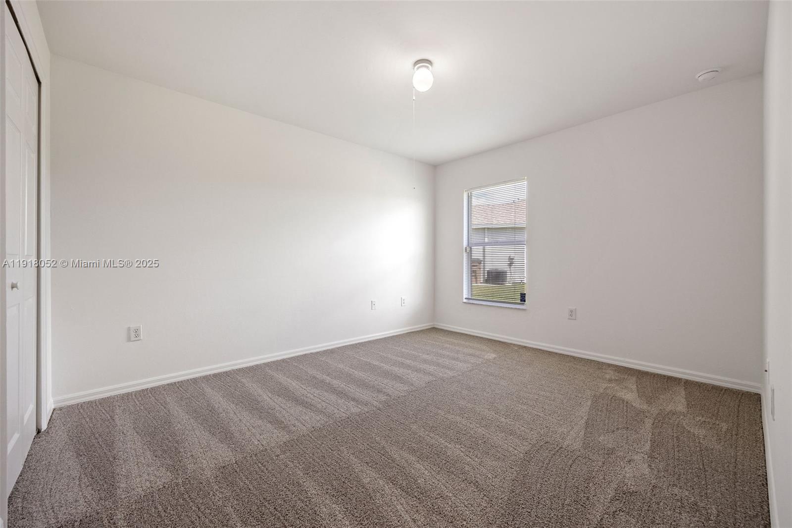 HAWK'S PRESERVE - Residential