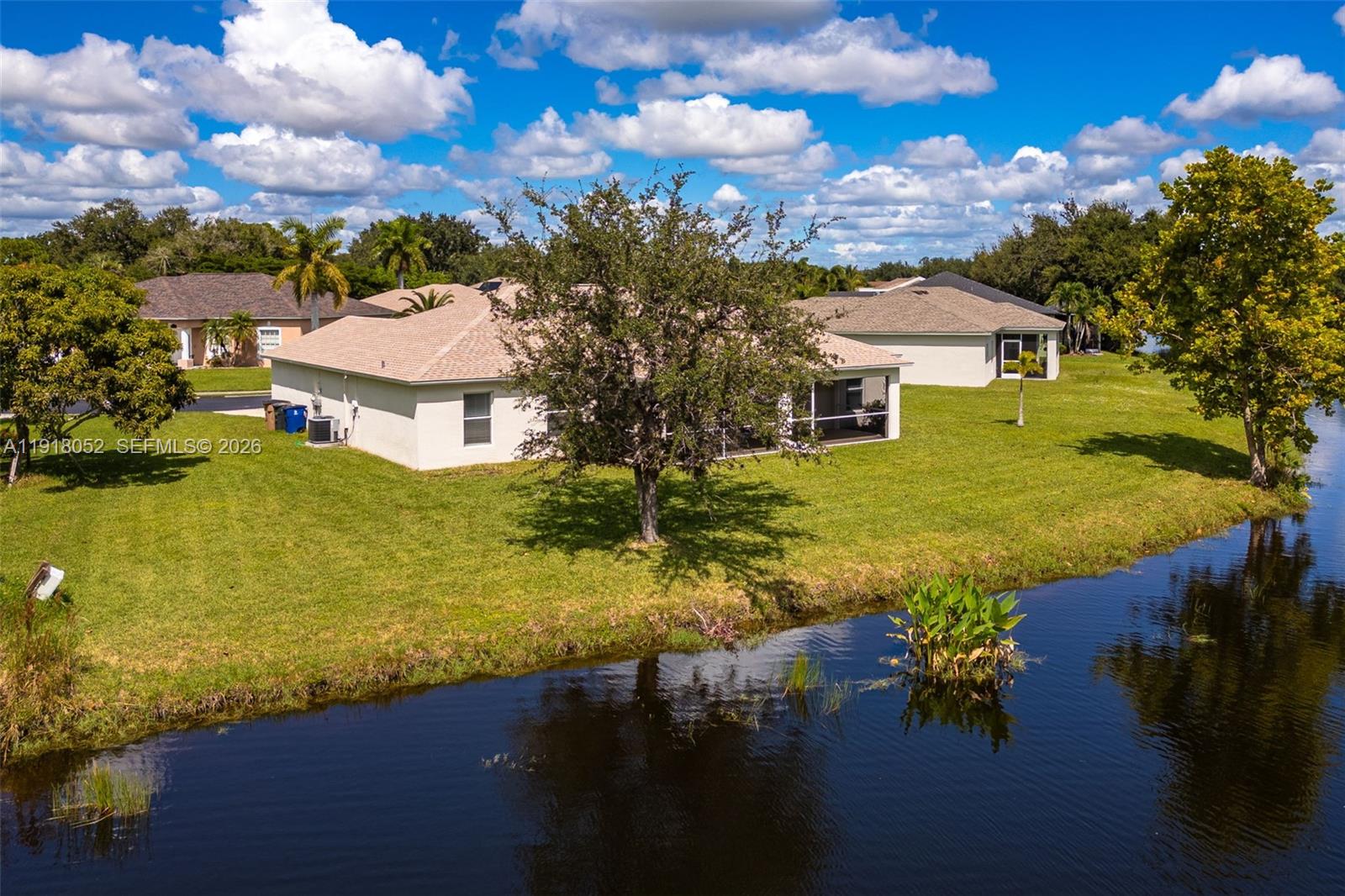 HAWK'S PRESERVE - Residential