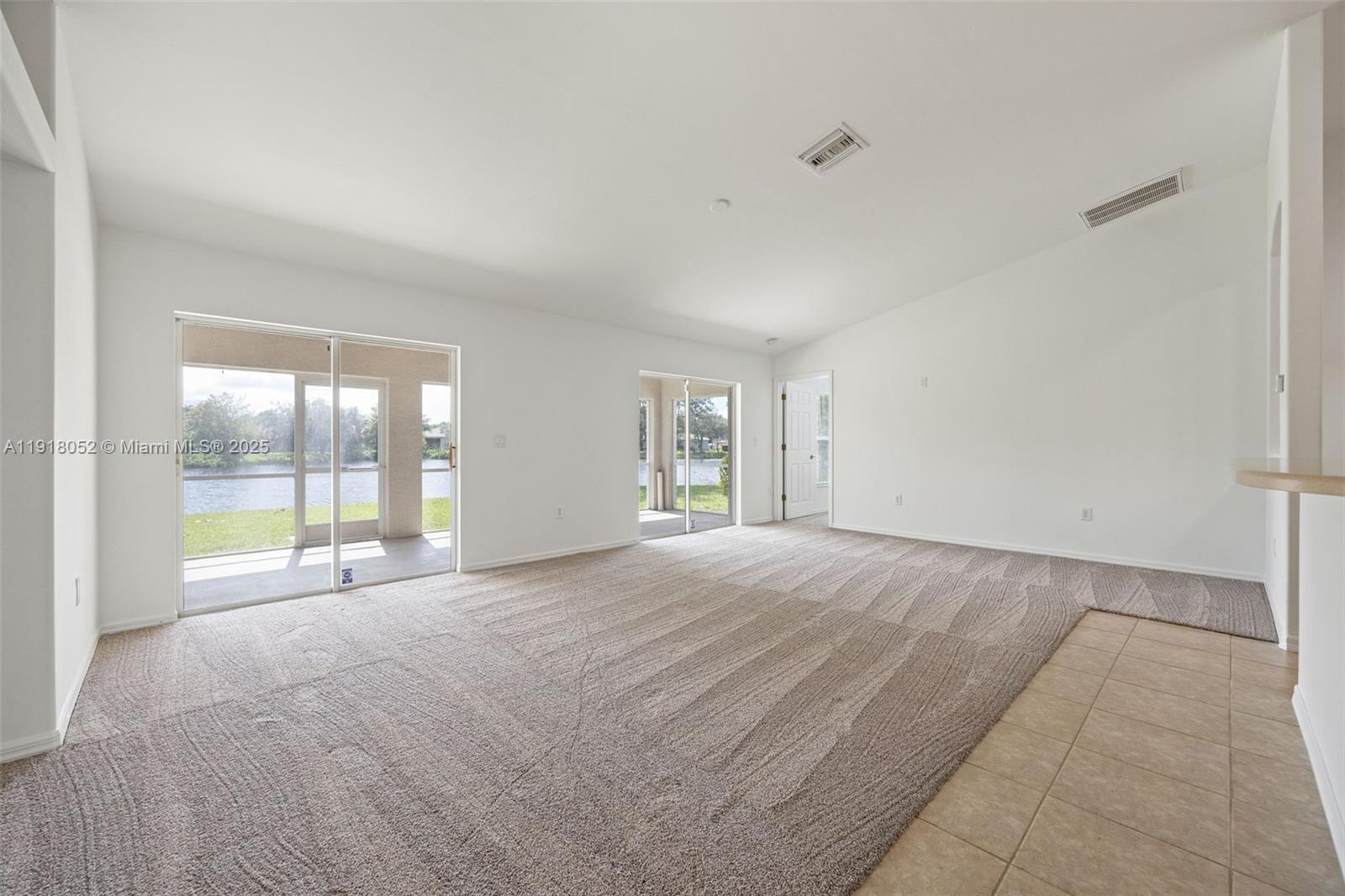 HAWK'S PRESERVE - Residential