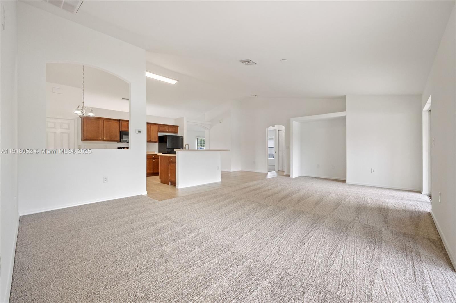 HAWK'S PRESERVE - Residential