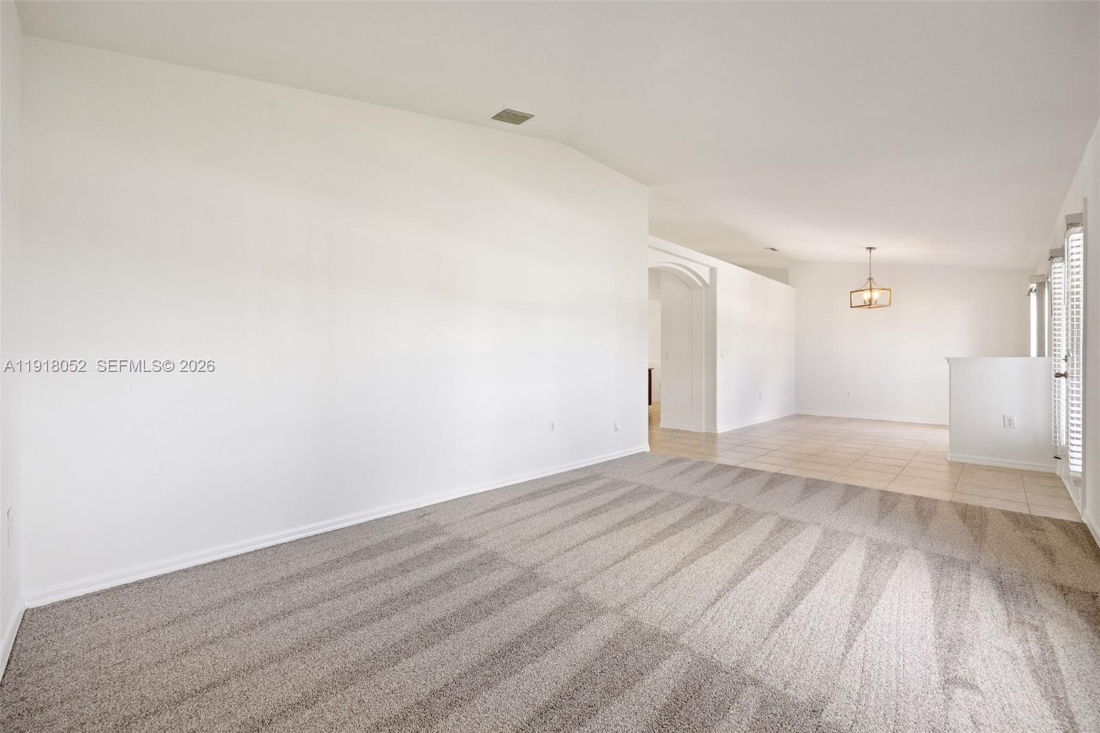 HAWK'S PRESERVE - Residential