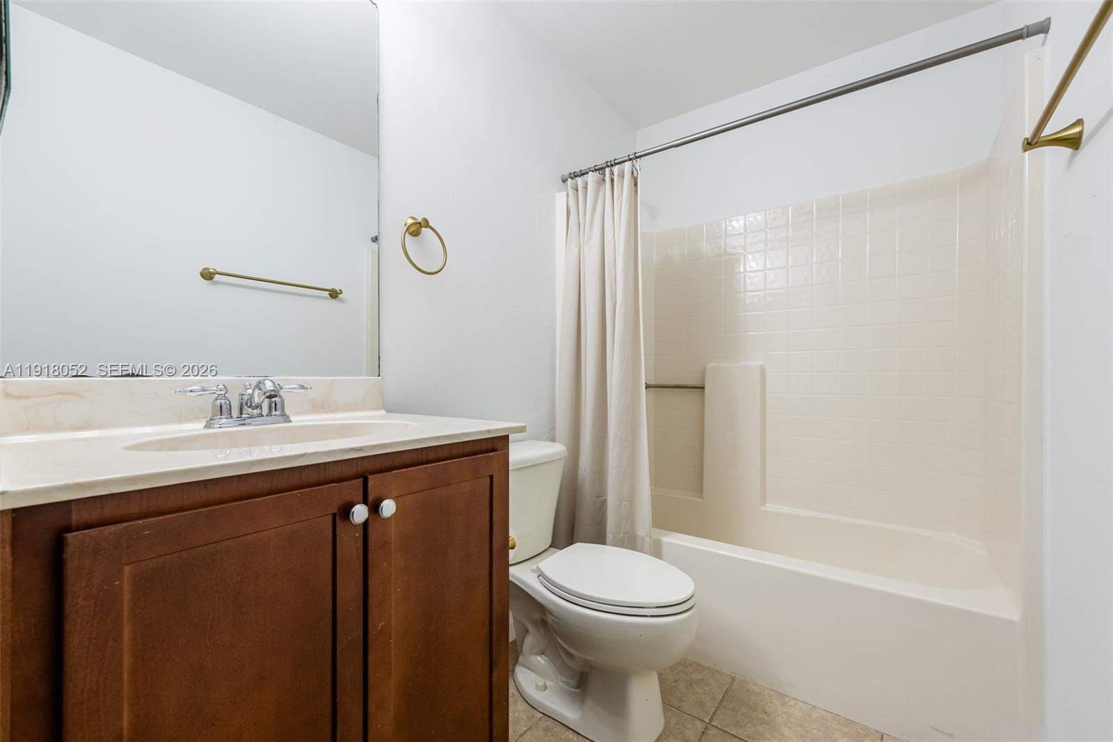 HAWK'S PRESERVE - Residential